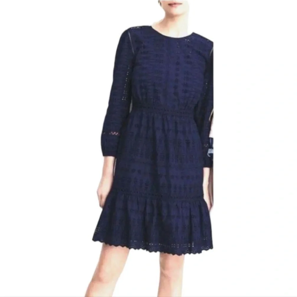 J. Crew Eyelet Lace Flutter Hem Dress Size‎ 2 Navy Blue Preppy A Line